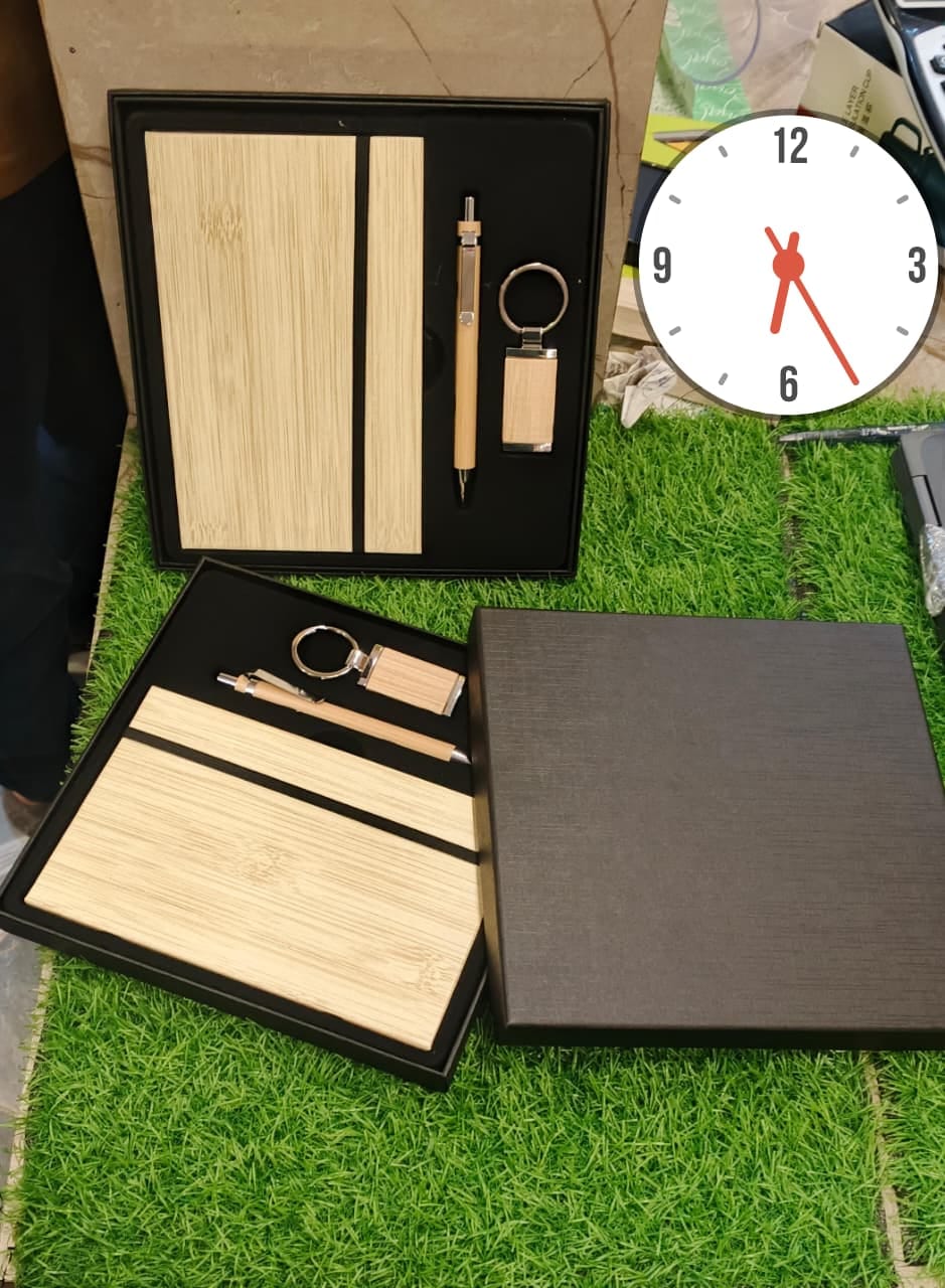 Super high quality gift box black jutt with bamboo diary and luxury keychain with bamboo pen (No any printing open branding space) Best for corporate gift 